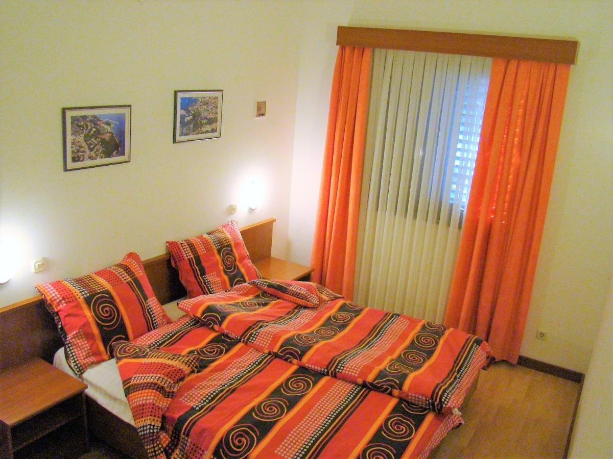 Apartments Lavica Podstrana Exterior foto